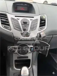 2009 Ford FIESTA