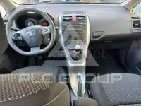 2010 Toyota AURIS