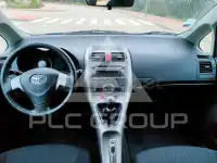 2010 Toyota AURIS