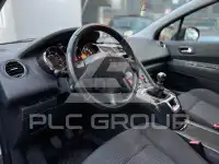 2010 Peugeot 5008