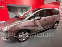 2010 Peugeot 5008