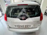 2010 Peugeot 5008