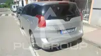 2010 Peugeot 5008