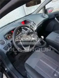 2010 Ford FIESTA