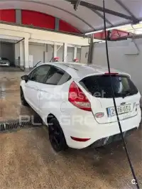 2010 Ford FIESTA