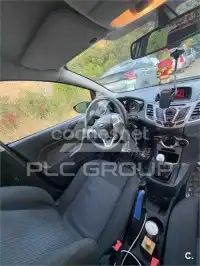 2010 Ford FIESTA