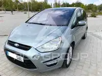 2010 Ford S-Max