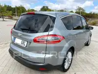 2010 Ford S-Max