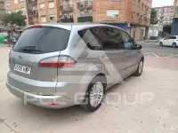 2010 Ford S-Max