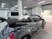 2010 Volkswagen BEETLE