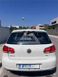 2010 Volkswagen GOLF