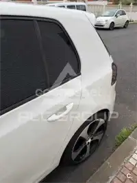 2010 Volkswagen GOLF
