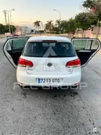 2010 Volkswagen GOLF