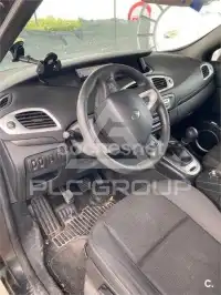 2010 Renault Scenic