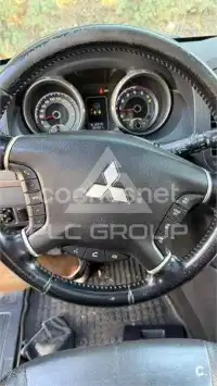 2011 Mitsubishi MONTERO