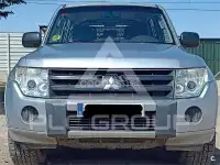 2011 Mitsubishi MONTERO