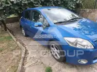 2011 Toyota AURIS