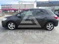 2011 Toyota AURIS