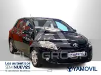 2011 Toyota AURIS