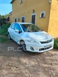 2011 Toyota AURIS