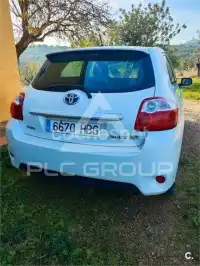 2011 Toyota AURIS