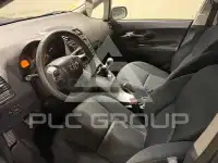 2011 Toyota AURIS