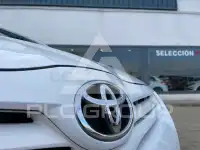 2011 Toyota AURIS