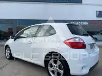 2011 Toyota AURIS