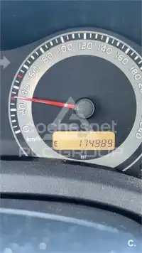 2011 Toyota AURIS
