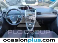 2011 Toyota VERSO