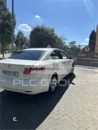 2011 Toyota Avensis