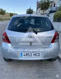 2011 Toyota YARIS