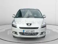 2011 Peugeot 5008