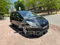 2011 Peugeot 5008