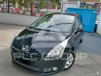 2011 Peugeot 5008