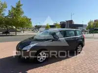 2011 Peugeot 5008