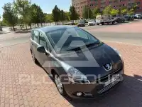 2011 Peugeot 5008