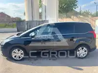 2011 Peugeot 5008