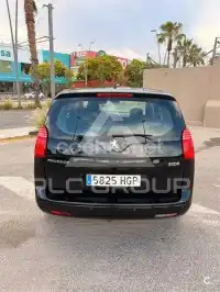 2011 Peugeot 5008