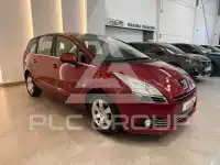 2011 Peugeot 5008