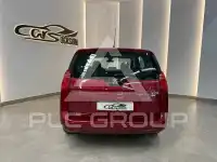 2011 Peugeot 5008