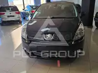 2011 Peugeot 5008