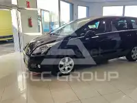 2011 Peugeot 5008