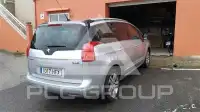 2011 Peugeot 5008