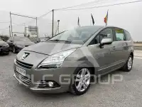 2011 Peugeot 5008