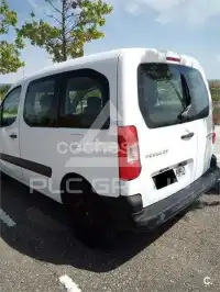 2011 Peugeot Partner