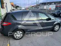 2011 Ford S-Max