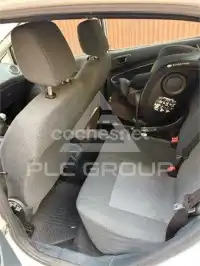 2011 Ford FIESTA