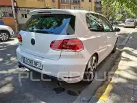 2011 Volkswagen GOLF
