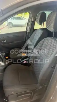 2011 Renault Scenic
